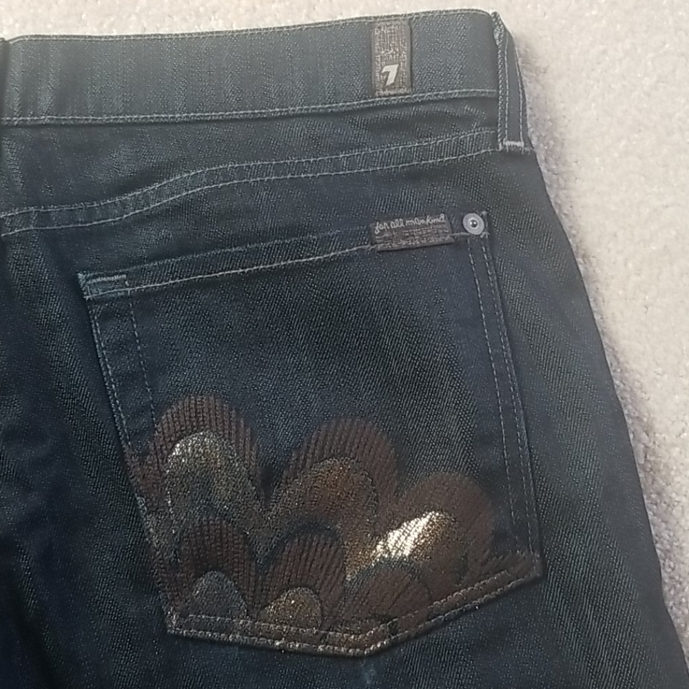 Jeans - Picture 2 of 4